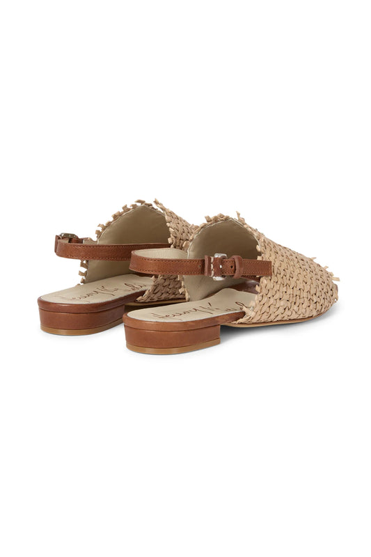 Intreccio Woven Leather Sandal in Madreperla Beige