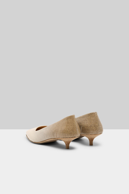 Longiforma Coated Linen Leather Pump in Ivory-Natural